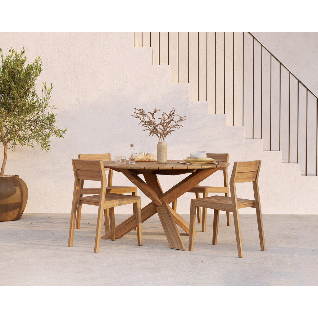 Circle Outdoor Dining Table - Light House Co.