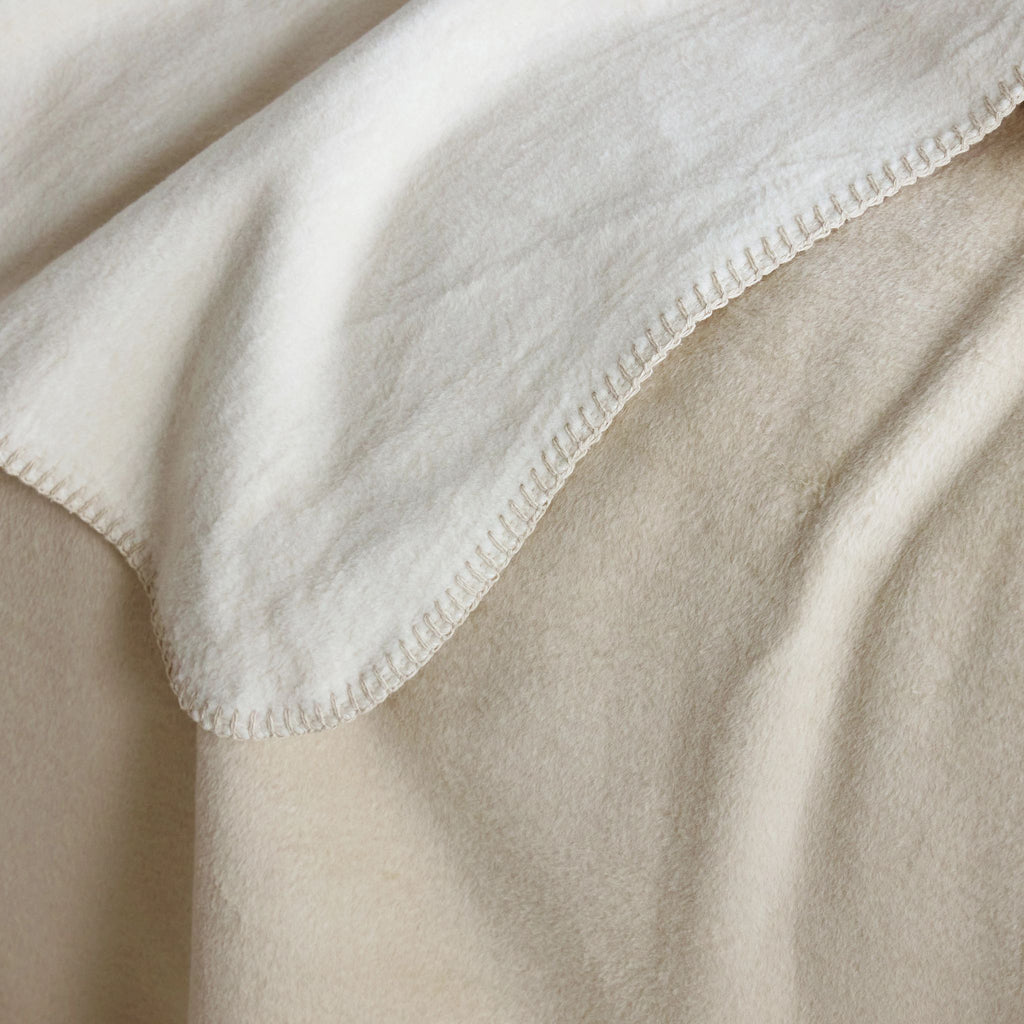 Faro Fleece Natural Blanket - Light House Co.