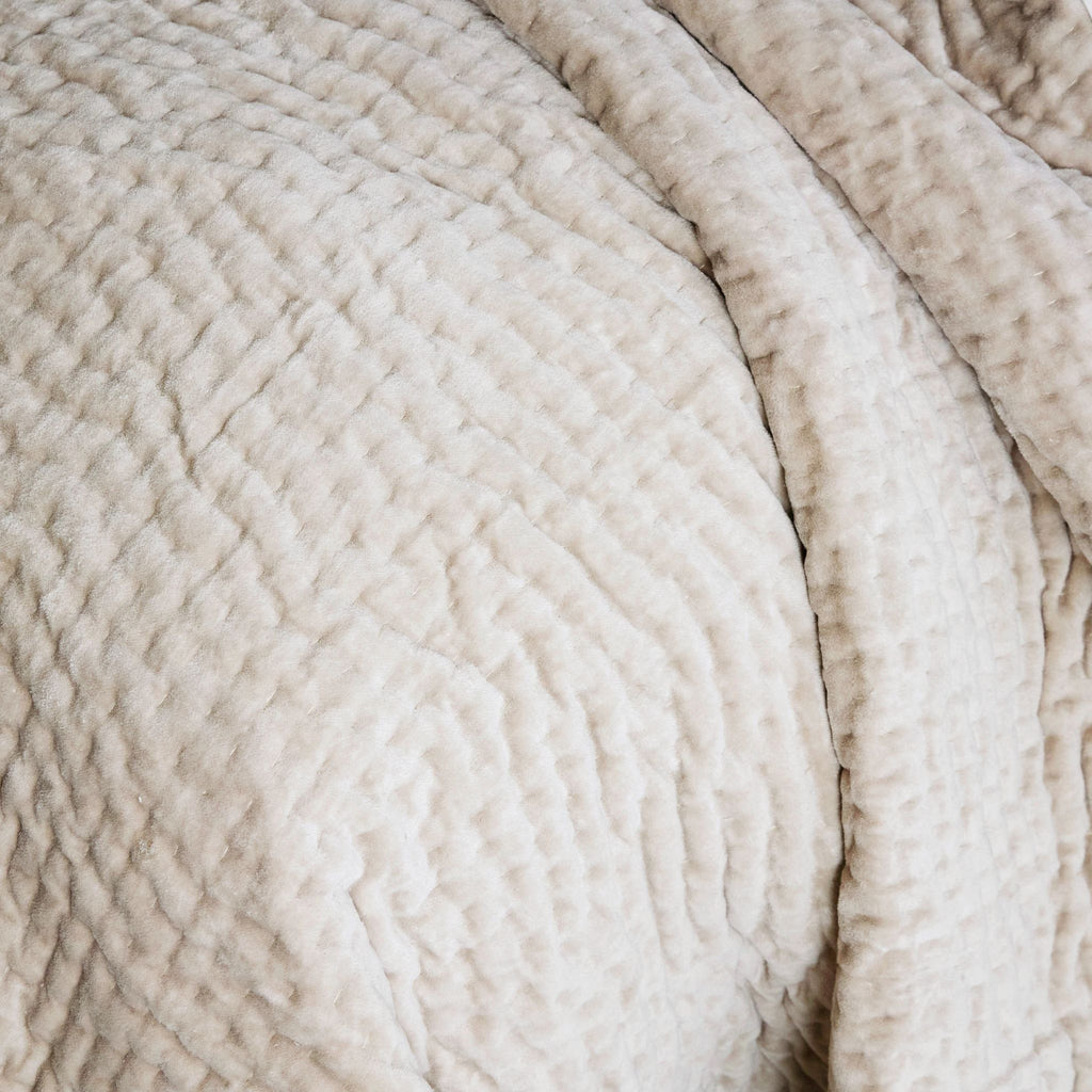Viola Velvet Grey Quilt - Light House Co.