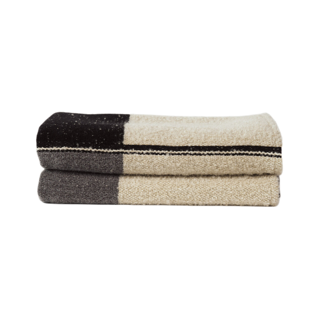 Urban throw - Light House Co.